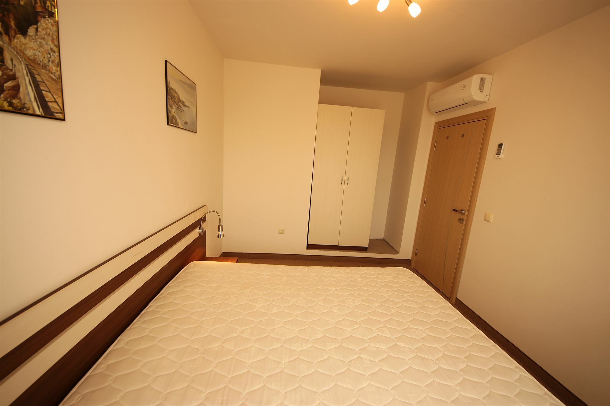 Menada Tarsis Apartments Pantai Sunny Bagian luar foto